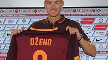 Edin Dzeko khoác áo số 9 của Roma, phấn khích vì được chơi cùng Totti